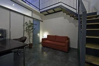 Mr Frills 4* Rome